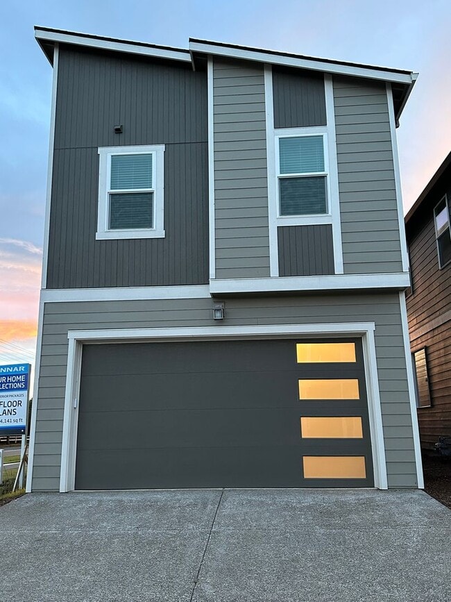 Building Photo - Newly-Built 3 Bed, 2 Bath Home in McMinnville