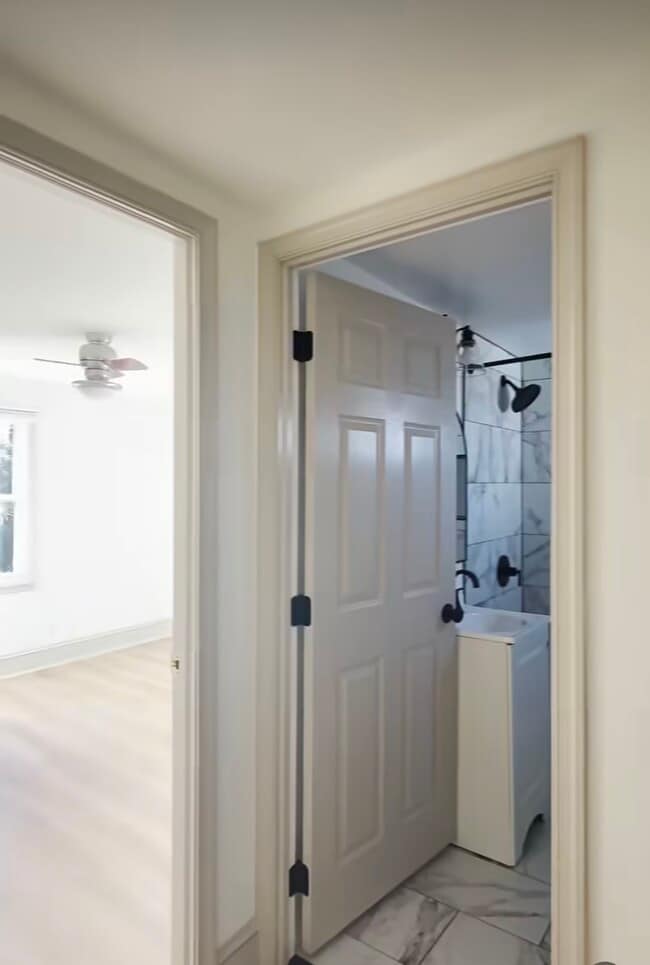 Photo - 7713 Union Ave