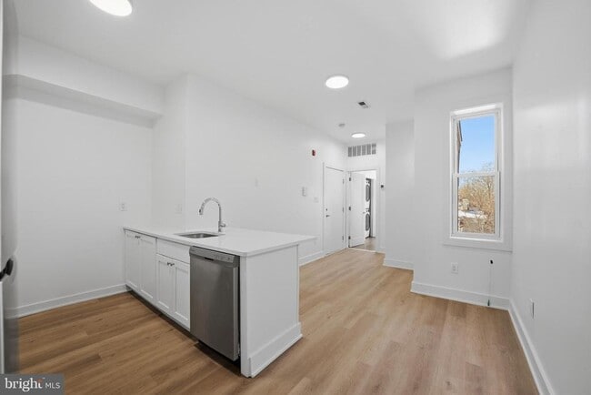 Photo - 3626 N 19th St