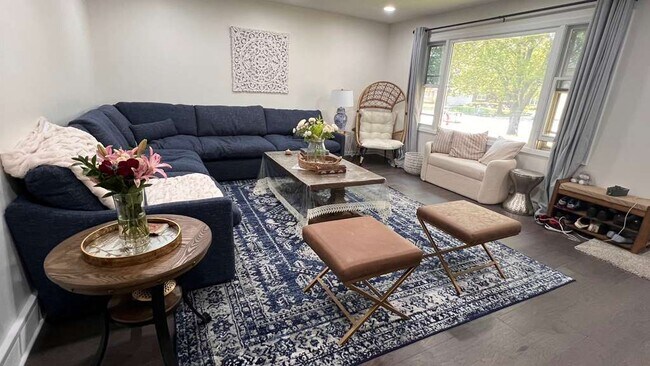 Photo - 1065 Hiawatha Dr