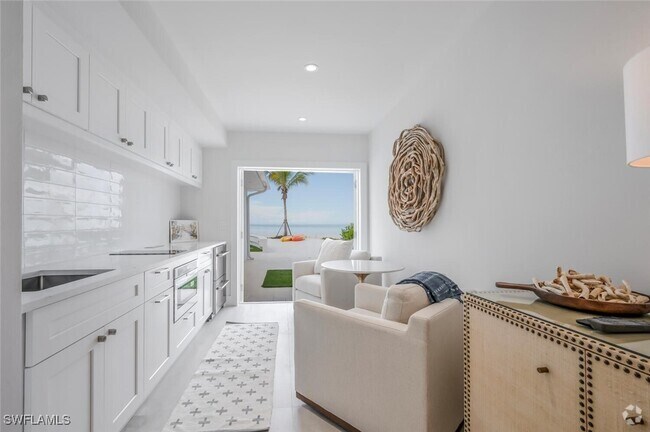 Building Photo - 10341 Gulf Shore Dr Rental