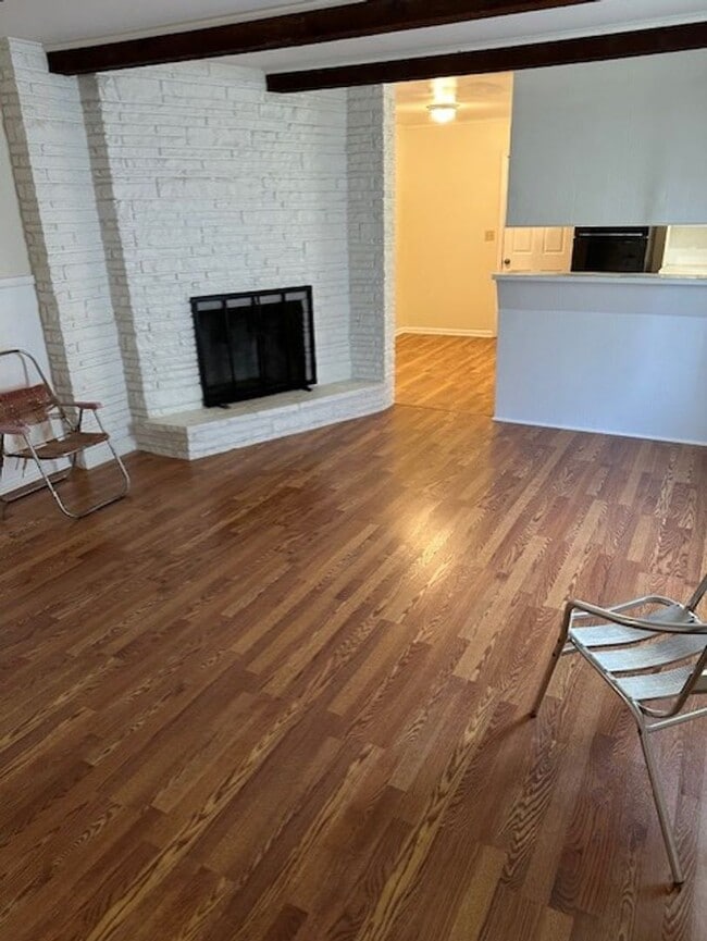 Photo - Charming 3 bed, 2 bath, 2 car garage in we...