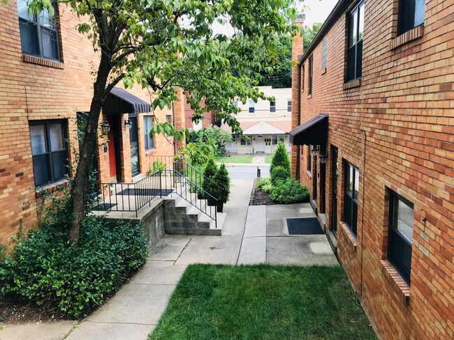 Photo - 1119 Arkansas Ave Unit 2
