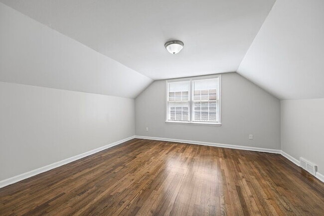 Photo - 3843 Blue Jay Rd