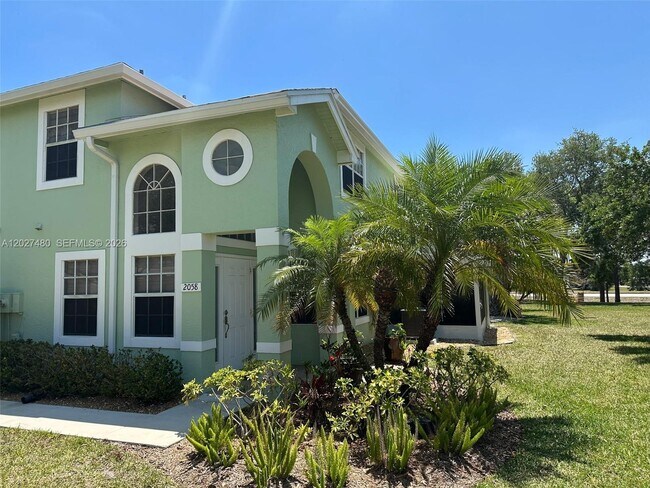 Photo - 2058 SE Wild Meadow Cir Unit 101