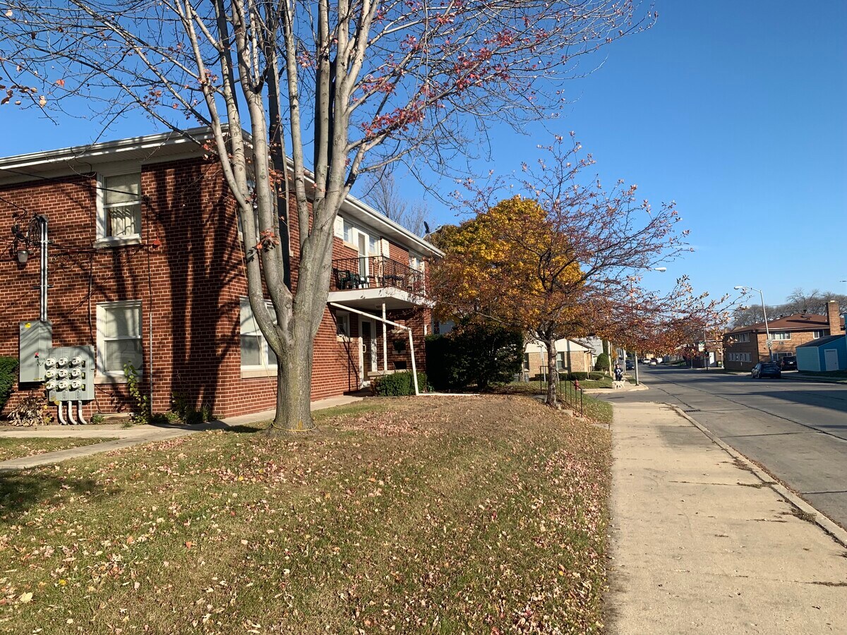 Photo - 7202 W Becher St Unit 3