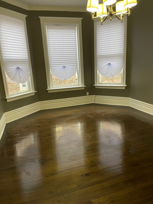 5432 S Aberdeen St Unit 2