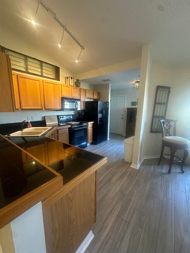 Photo - 84 Aloha Cir