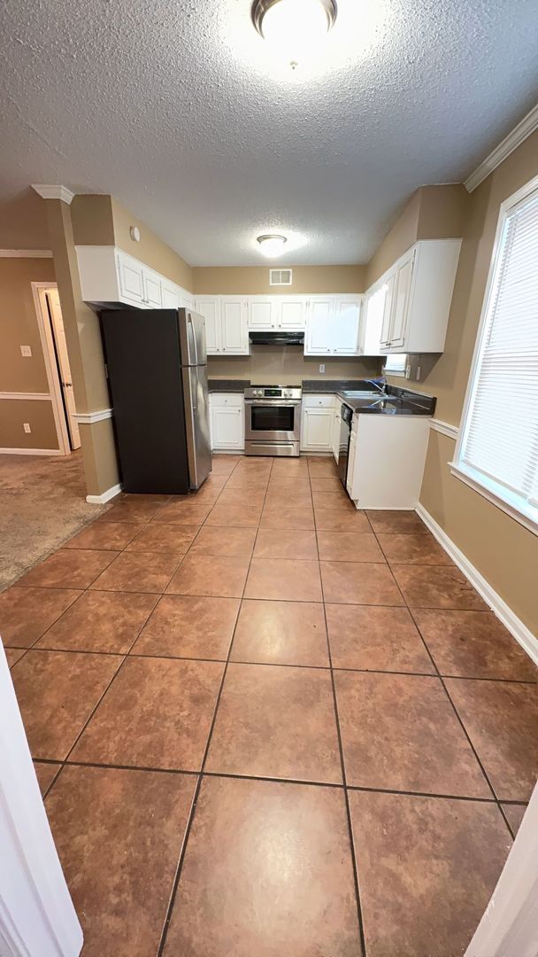 Photo - Comfy 3 bedroom 2 bath home