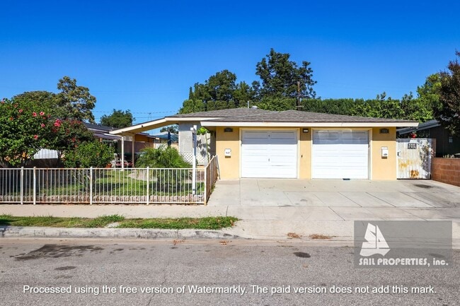 Photo - 701 E Chalynn Cir Unit 701