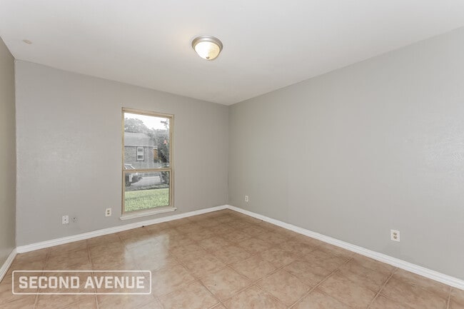Photo - 7525 Ashcrest Ln