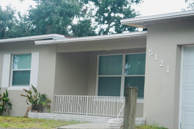 5121 Dr Martin Luther King Jr St S