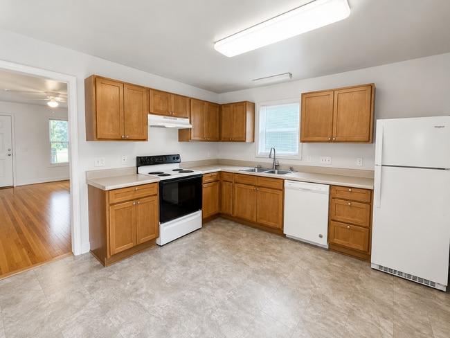 Photo - Three bedroom, 2 bath house in Gibsonville