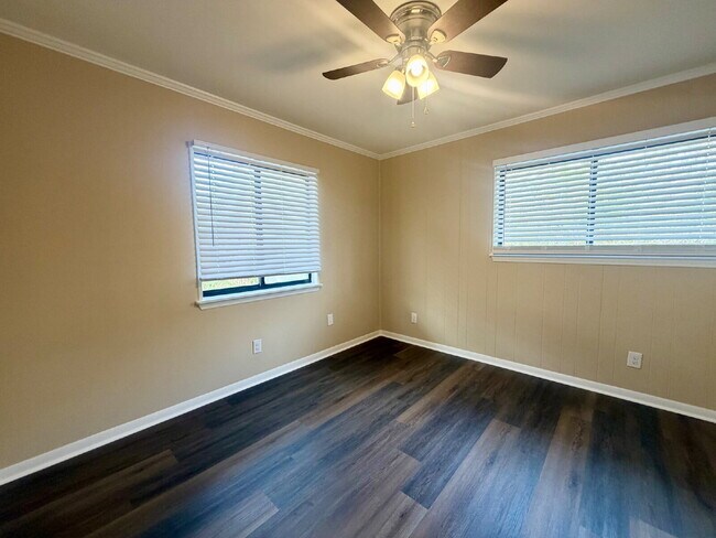 Photo - Two Bedroom Condo in Walking Distance to Hilton Head Island Beaches! Unit J6