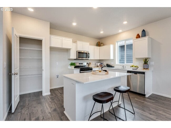 Photo - 1332 Elown Ln