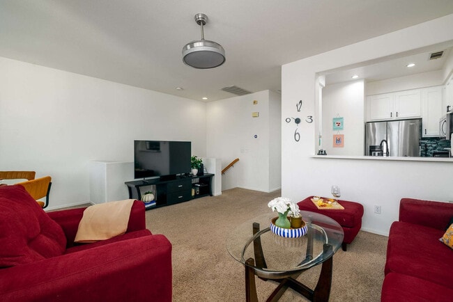 Building Photo - 2983 Paseo Almiar Rental