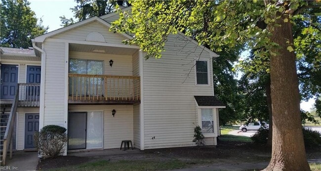 Building Photo - 1713 Boulder Ln Unit B Rental