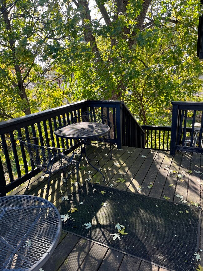 Photo - 872 19th Ave SE Unidad 19th