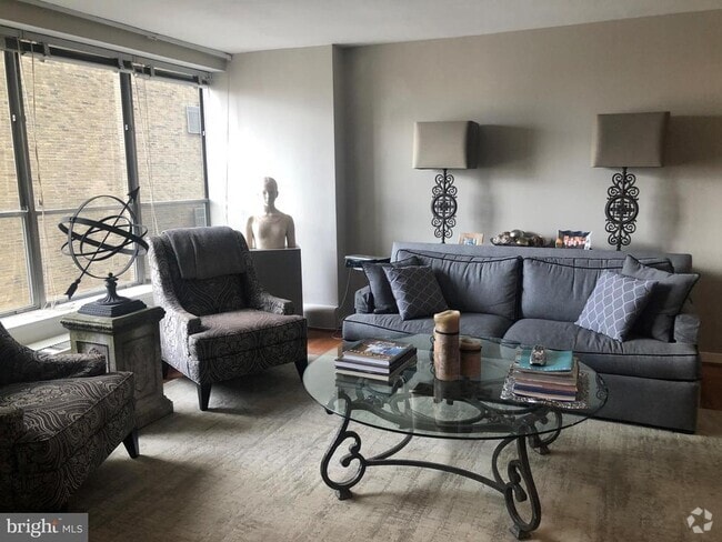 Building Photo - 224-30 W Rittenhouse Square Unit 1401