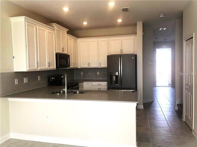 Photo - 4622 Tribute Trail