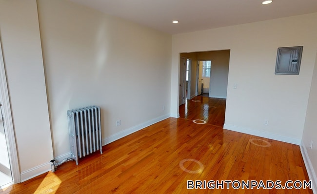 Photo - 123 Sutherland Rd Unidad L