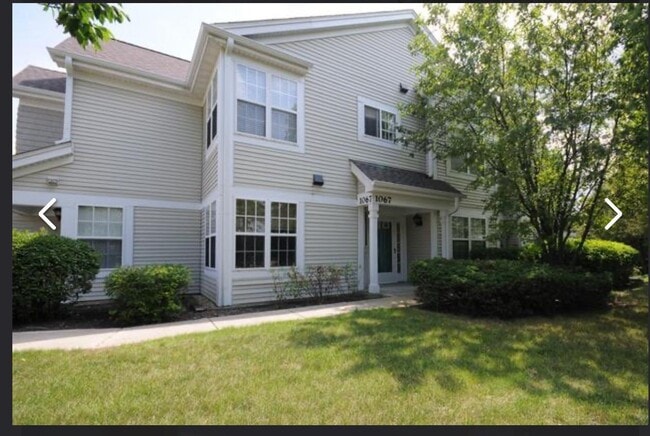 Building Photo - 1067 Providence Ln Rental