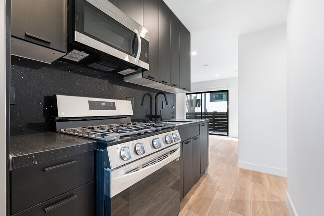 Photo - 223 Lucas Ave Unit 3