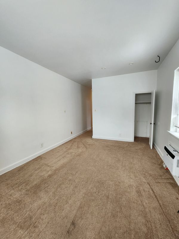 Photo - 19 S Weymouth Ave