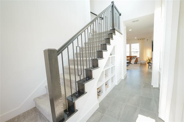 Photo - 7557 Donnelly Ave