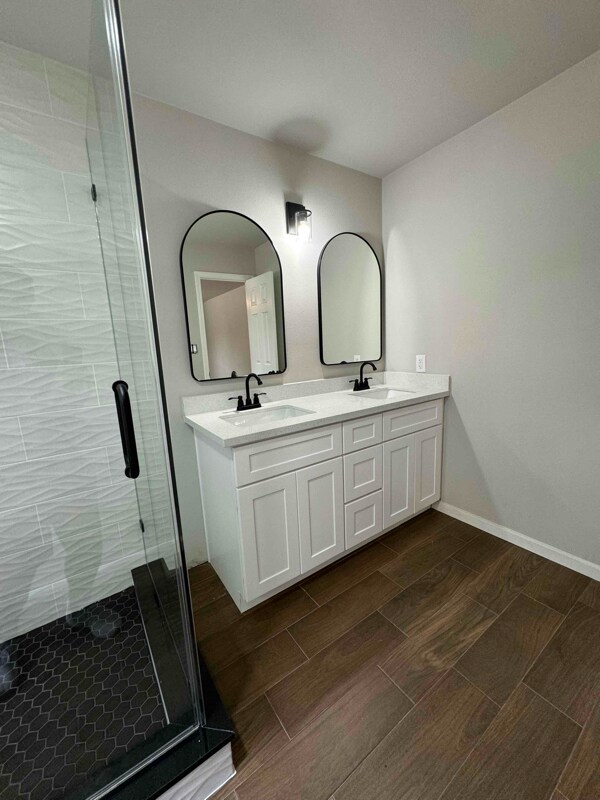 Photo - 1413 Forehand St