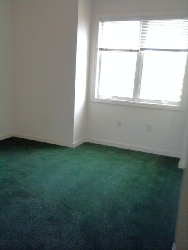 Photo - COMING SOON---A spacious 4bdr/3bathroom just one block from Shattuck Ave shops and entertainment ... Unit 02