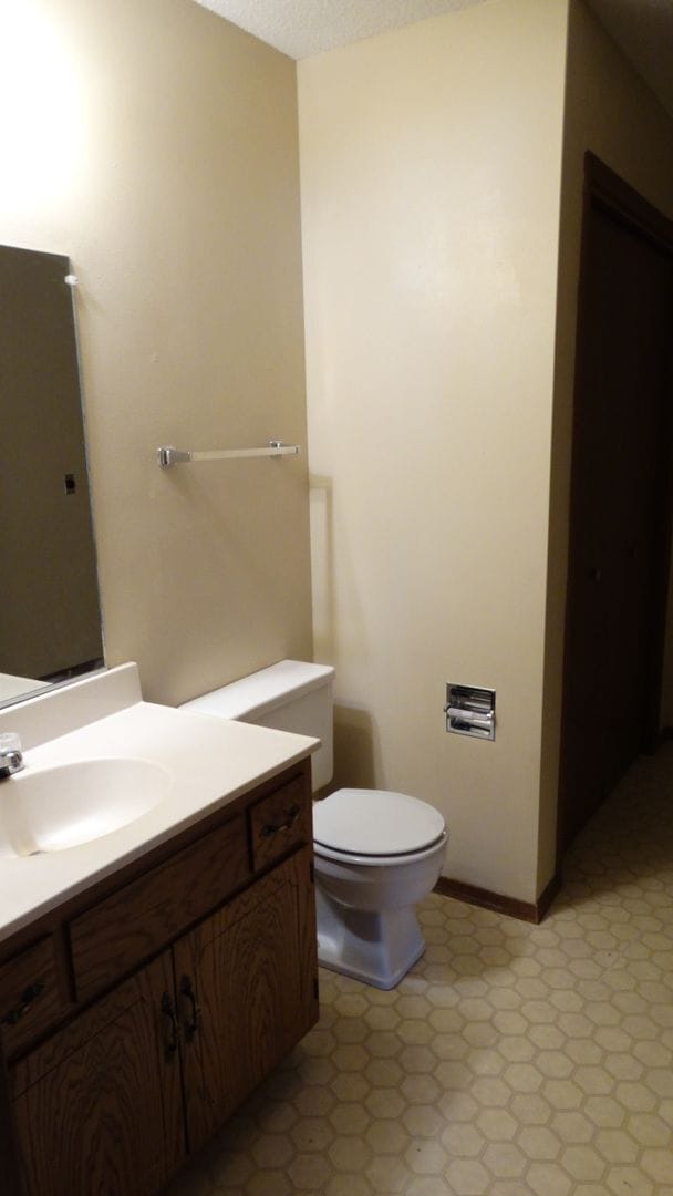 1320 4th Ave SE Unit B