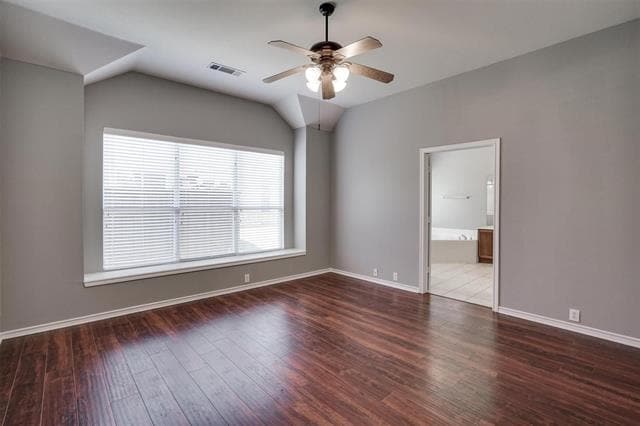 Photo - 7657 Ravenhill Dr