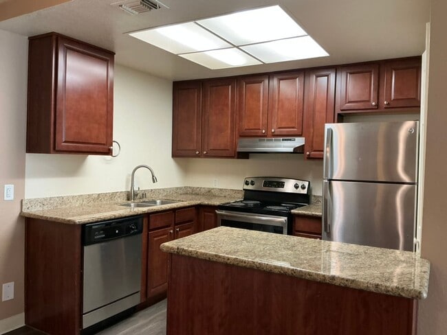 Photo - Walnut Village