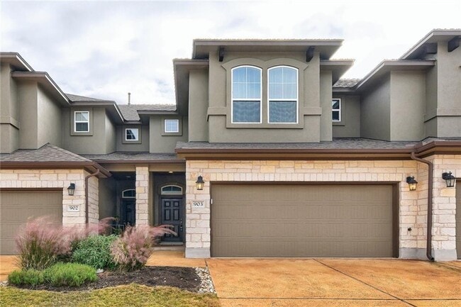 Building Photo - 13400 Briarwick Dr