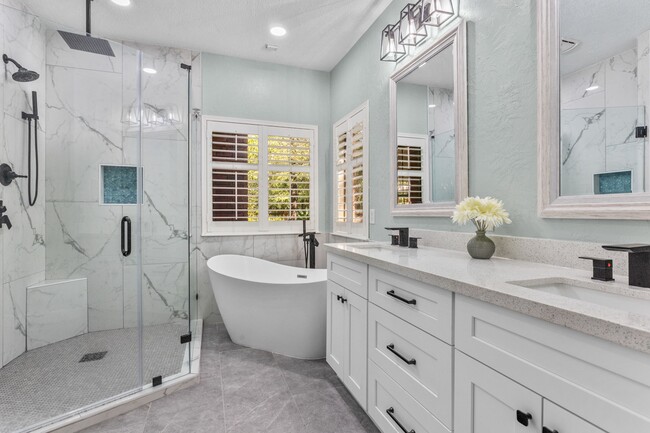 Photo - 35 Amber Sky Pl