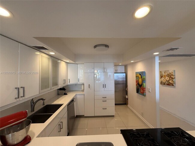 Photo - 3140 S Ocean Dr Unit 310