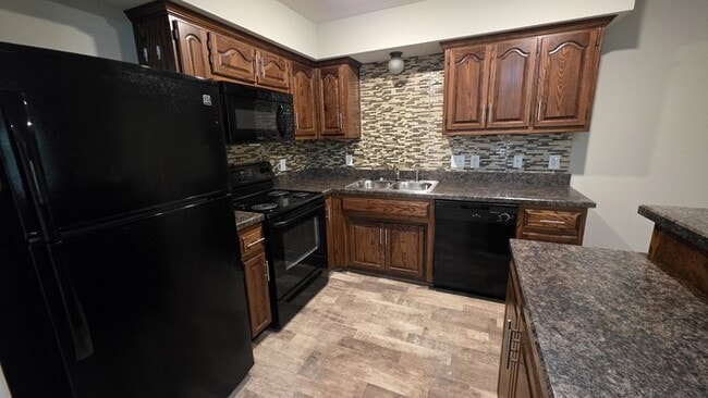 Photo - Beautiful 2 Bedroom Townhome in North Kans...