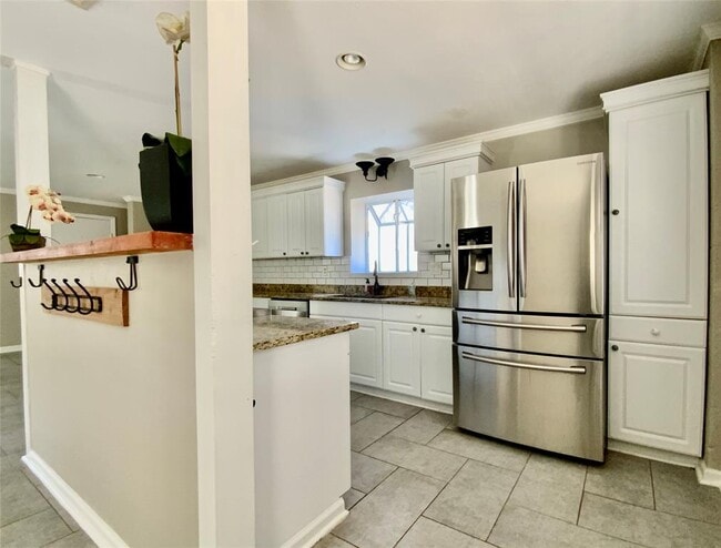 Photo - 2704 Palomino Dr