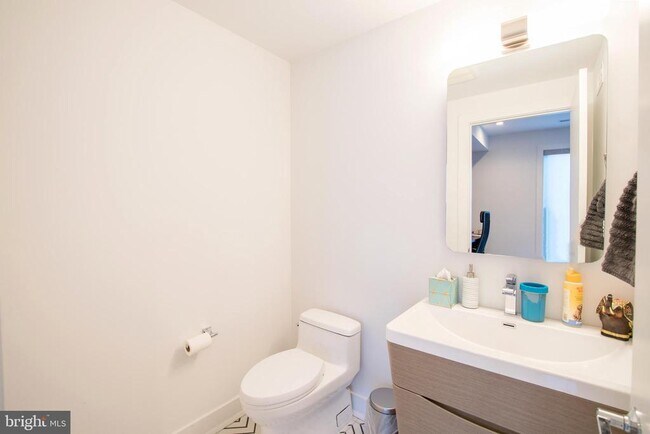 Photo - 103 Olive St
