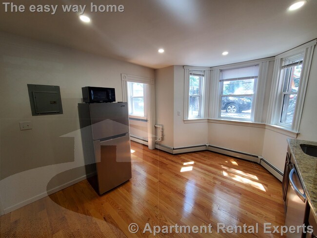 Photo - 223 Broadway Unidad #5