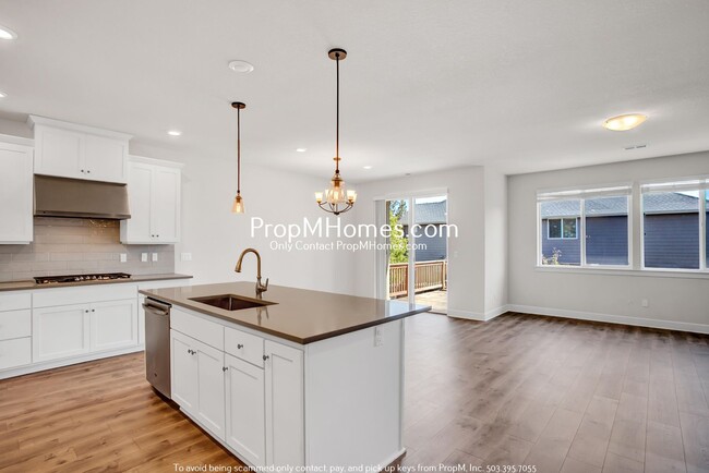 Photo - Four Bedroom Luxury Home in Pleasant Valley!