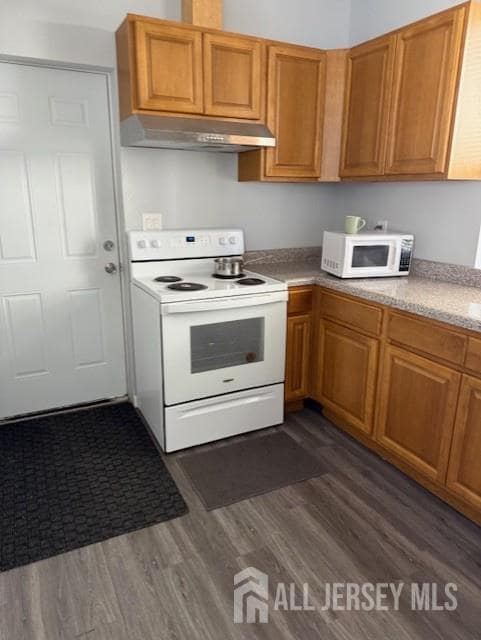 Photo - 439 Barclay St