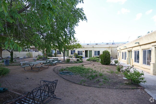 Photo - Broadway Apartments