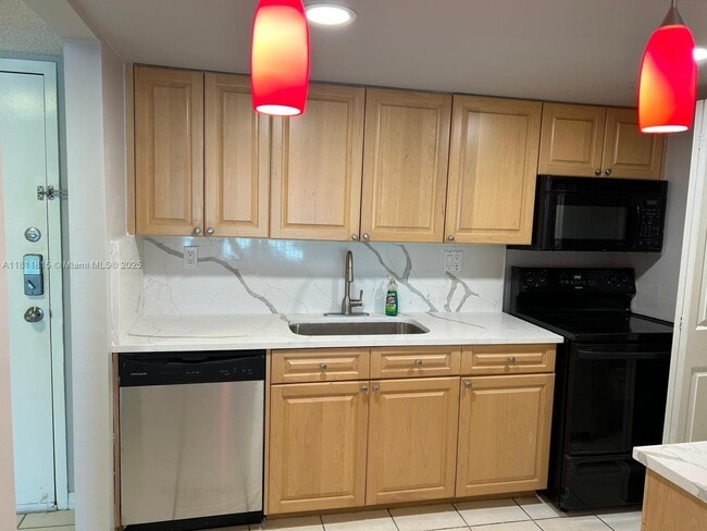 Photo - 120 Lakeview Dr Condo Unit 210