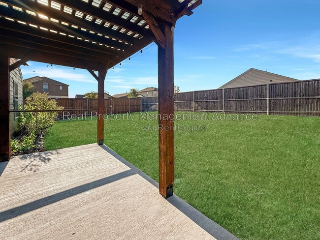 Photo - 1824 Ferguson Ln