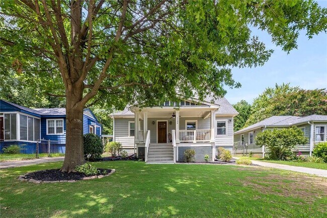 Photo - 1134 Knott St SE