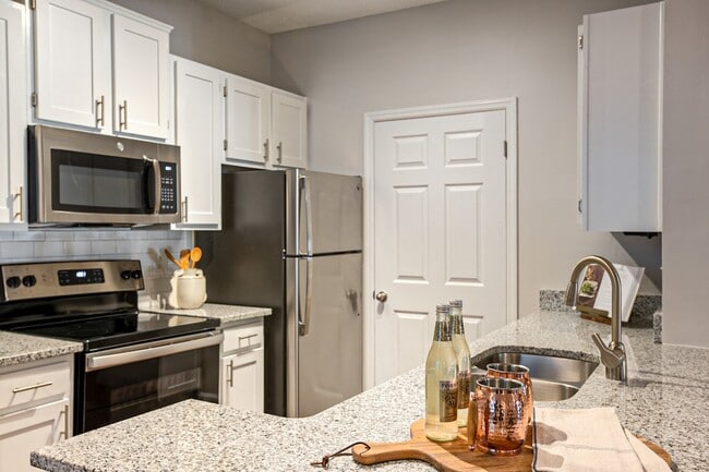 Photo - Hawthorne at the Parkway