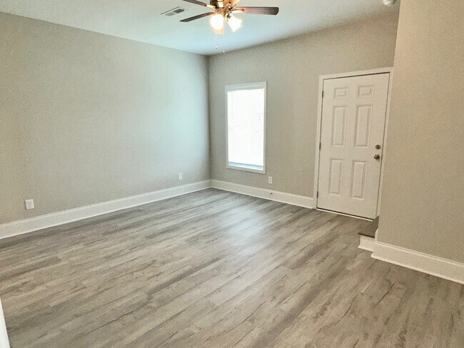 Photo - 2871A Jubilee Dr