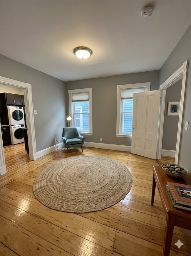 Photo - 27 Marney St Unit 1